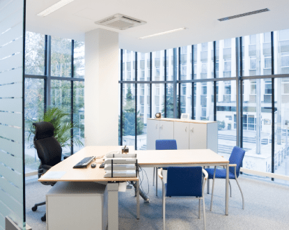 <p style="font-family: 'Poppins', sans-serif; font-weight: 700; font-size:24px;">OFFICE CLEANING
</p>